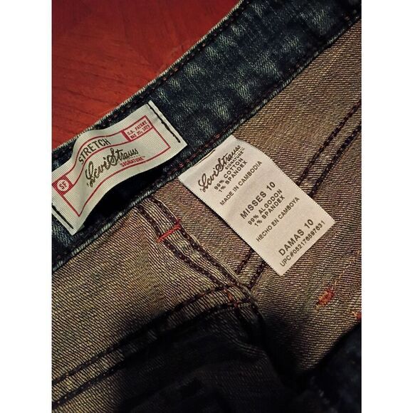 Levi's Signature Denim Jeans - Size: 10 Misses     (1085) - Picture 3 of 5